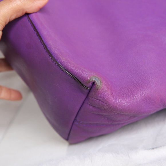 Coach Legacy Leather Duffle 19889 w/Double Tassel Trim / Shoulder or Crossbody - Picture 13 of 15